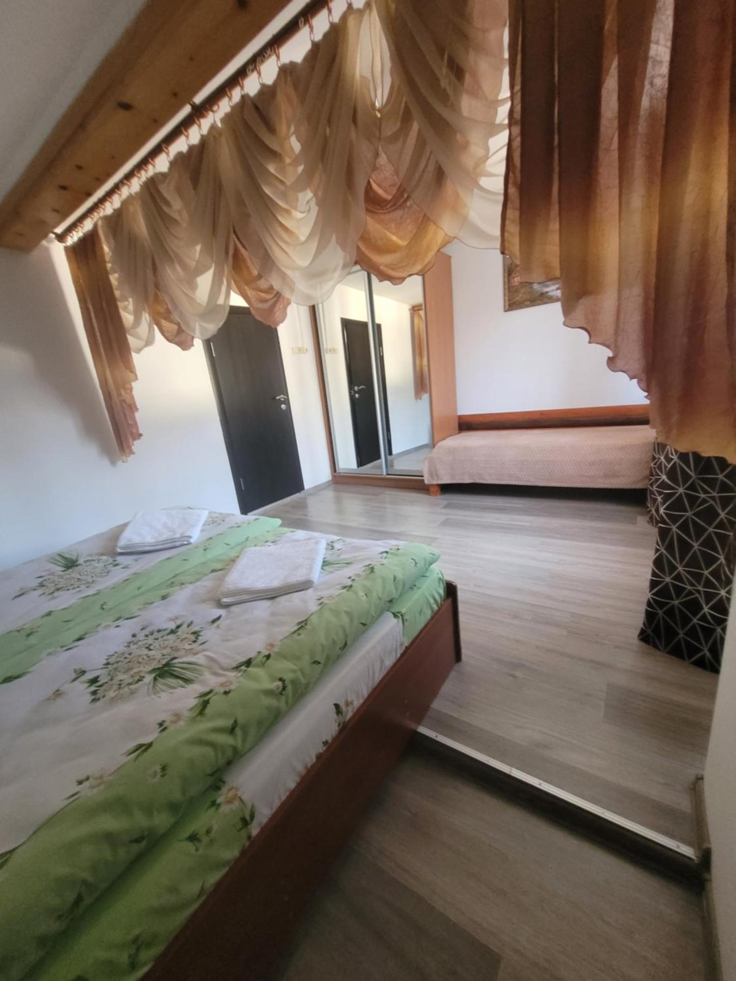 Mlynski Mykulyčyn Exteriér fotografie